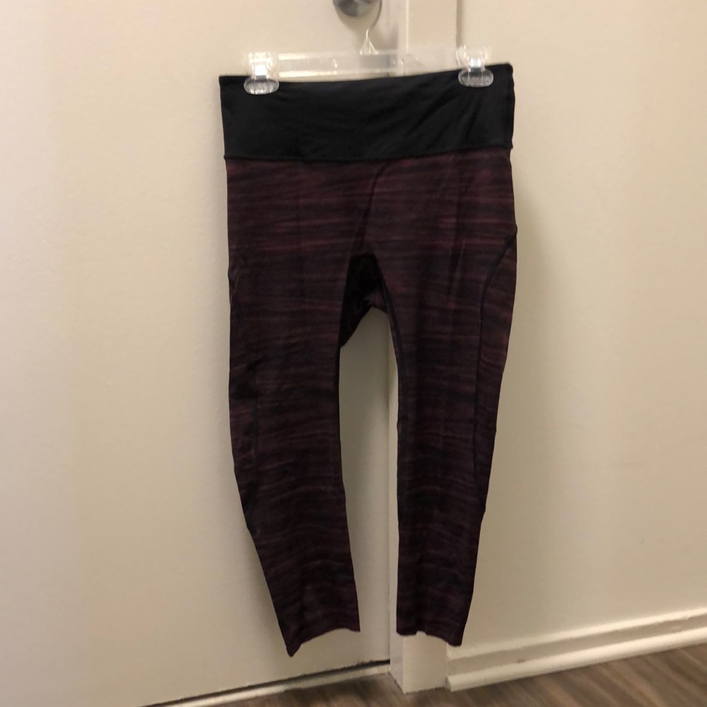 Lululemon Size 8 Capri Leggings